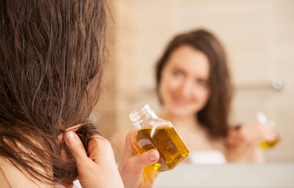 Black Seed Oil Benefits for Hair—Can It Really Help With Hair Loss?